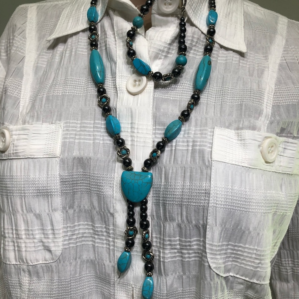 Turquoise & Black Necklace & Matching Braclet